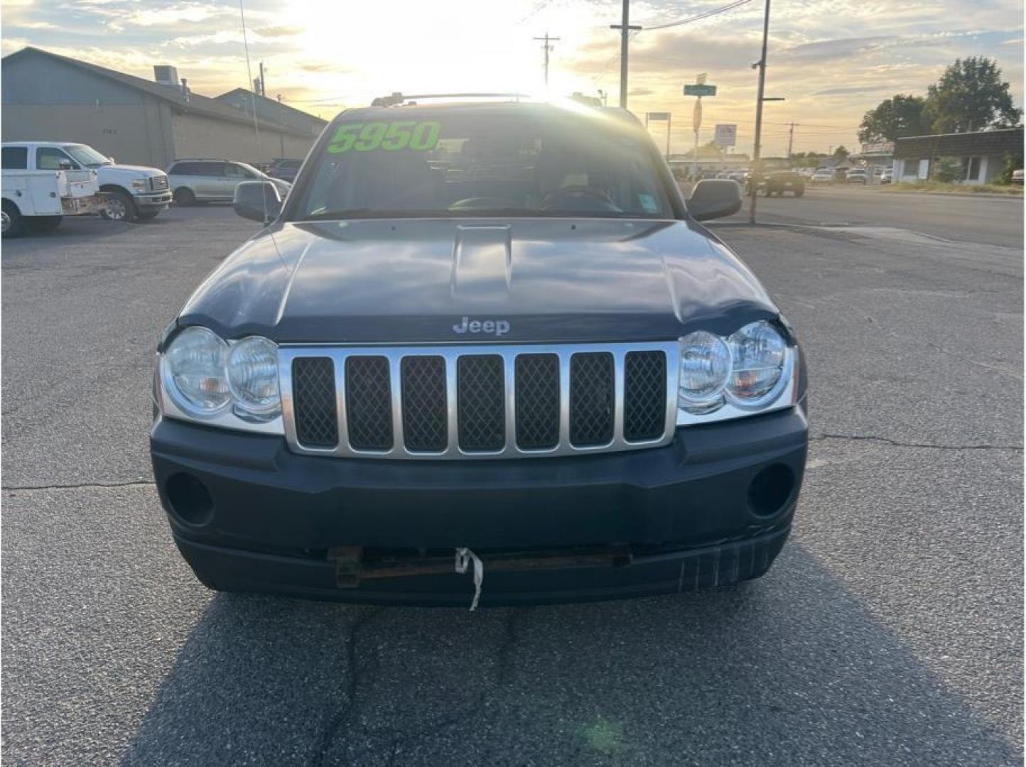 2007 No Color /No Color Jeep Grand Cherokee (1J8HR68237C) with an V8, HEMI, 5.7 Liter engine, Automatic transmission, located at 607 W Columbia Drive, Kennewick, WA, 99336, (509) 987-1069, 46.216743, -119.126404 - Photo#1