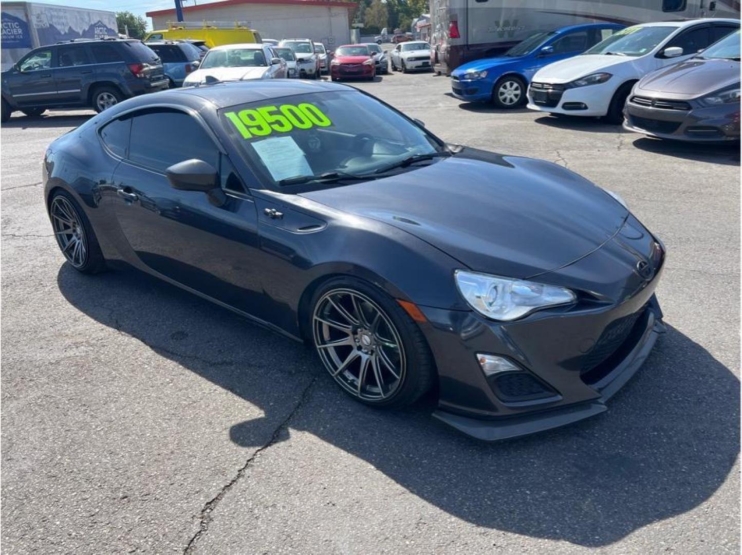 2015 No Color /No Color Scion FR-S (JF1ZNAA16F9) with an 4-Cyl, 2.0 Liter engine, Auto, 6-Spd Dyn Rev Mgmt transmission, located at 607 W Columbia Drive, Kennewick, WA, 99336, (509) 987-1069, 46.216743, -119.126404 - Photo#2