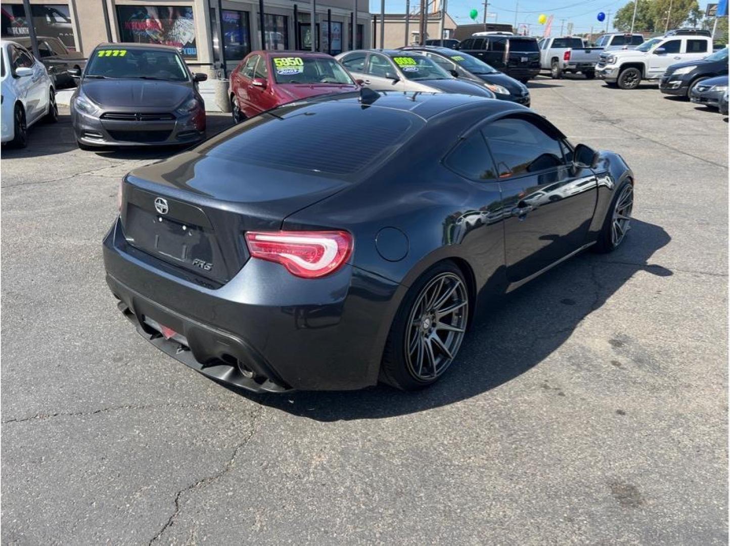 2015 No Color /No Color Scion FR-S (JF1ZNAA16F9) with an 4-Cyl, 2.0 Liter engine, Auto, 6-Spd Dyn Rev Mgmt transmission, located at 607 W Columbia Drive, Kennewick, WA, 99336, (509) 987-1069, 46.216743, -119.126404 - Photo#4