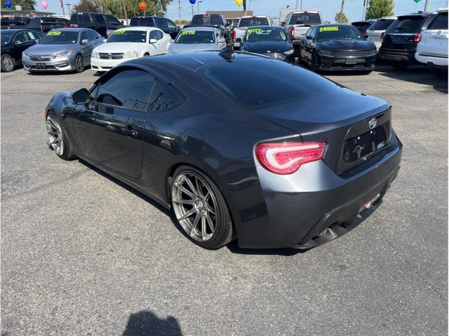 2015 No Color /No Color Scion FR-S (JF1ZNAA16F9) with an 4-Cyl, 2.0 Liter engine, Auto, 6-Spd Dyn Rev Mgmt transmission, located at 607 W Columbia Drive, Kennewick, WA, 99336, (509) 987-1069, 46.216743, -119.126404 - Photo#6