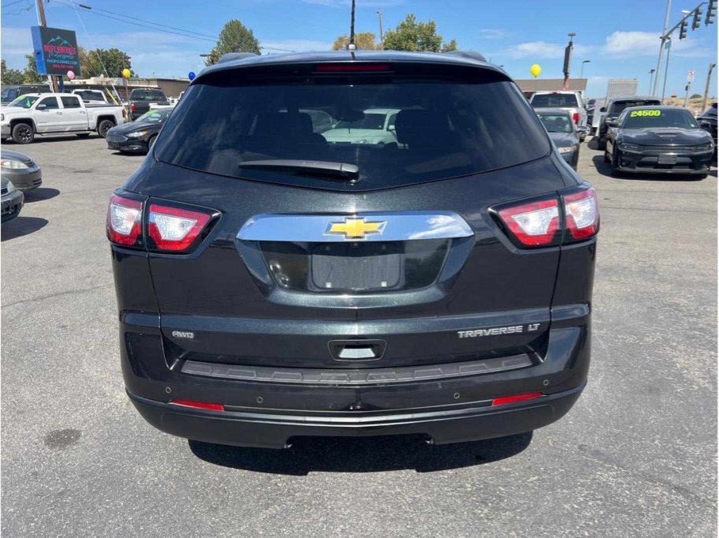 2015 No Color /No Color Chevrolet Traverse (1GNKVGKD5FJ) with an V6, 3.6 Liter engine, Automatic, 6-Spd transmission, located at 607 W Columbia Drive, Kennewick, WA, 99336, (509) 987-1069, 46.216743, -119.126404 - Photo#5