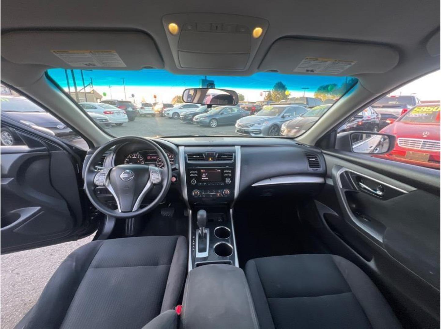 2014 Black /No Color Nissan Altima (1N4AL3AP5EC) with an 4-Cyl, 2.5 Liter engine, Automatic, Xtronic CVT transmission, located at 607 W Columbia Drive, Kennewick, WA, 99336, (509) 987-1069, 46.216743, -119.126404 - Photo#10