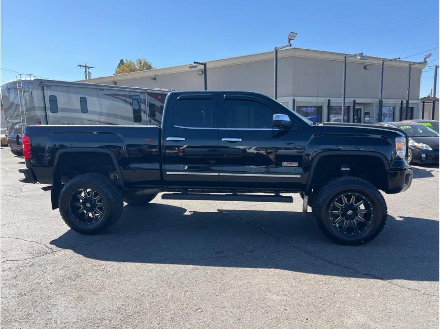 2015 Black /No Color GMC Sierra 1500 Double Cab (1GTV2VEC9FZ) with an V8, EcoTec3, 5.3L engine, Automatic, 6-Spd HD w/Overdrive transmission, located at 607 W Columbia Drive, Kennewick, WA, 99336, (509) 987-1069, 46.216743, -119.126404 - Photo#3