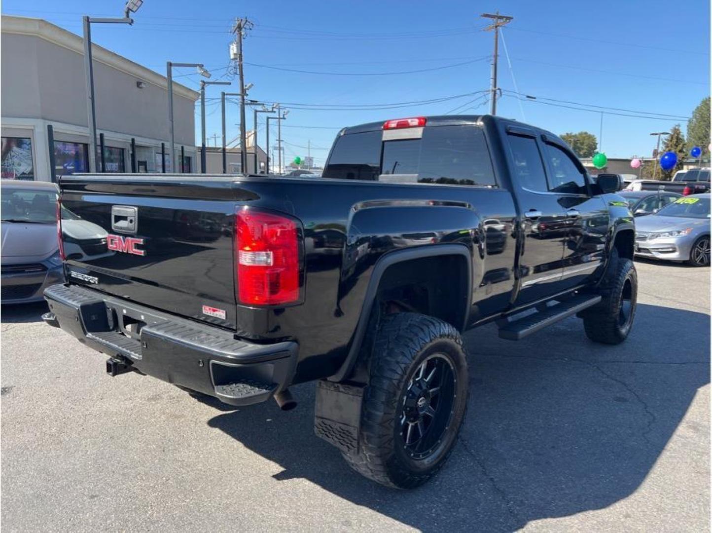 2015 Black /No Color GMC Sierra 1500 Double Cab (1GTV2VEC9FZ) with an V8, EcoTec3, 5.3L engine, Automatic, 6-Spd HD w/Overdrive transmission, located at 607 W Columbia Drive, Kennewick, WA, 99336, (509) 987-1069, 46.216743, -119.126404 - Photo#4