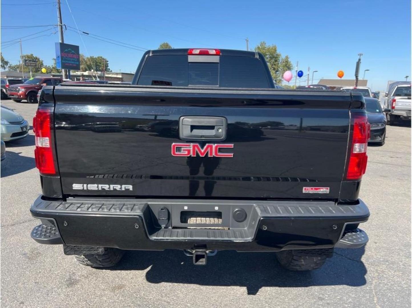 2015 Black /No Color GMC Sierra 1500 Double Cab (1GTV2VEC9FZ) with an V8, EcoTec3, 5.3L engine, Automatic, 6-Spd HD w/Overdrive transmission, located at 607 W Columbia Drive, Kennewick, WA, 99336, (509) 987-1069, 46.216743, -119.126404 - Photo#5