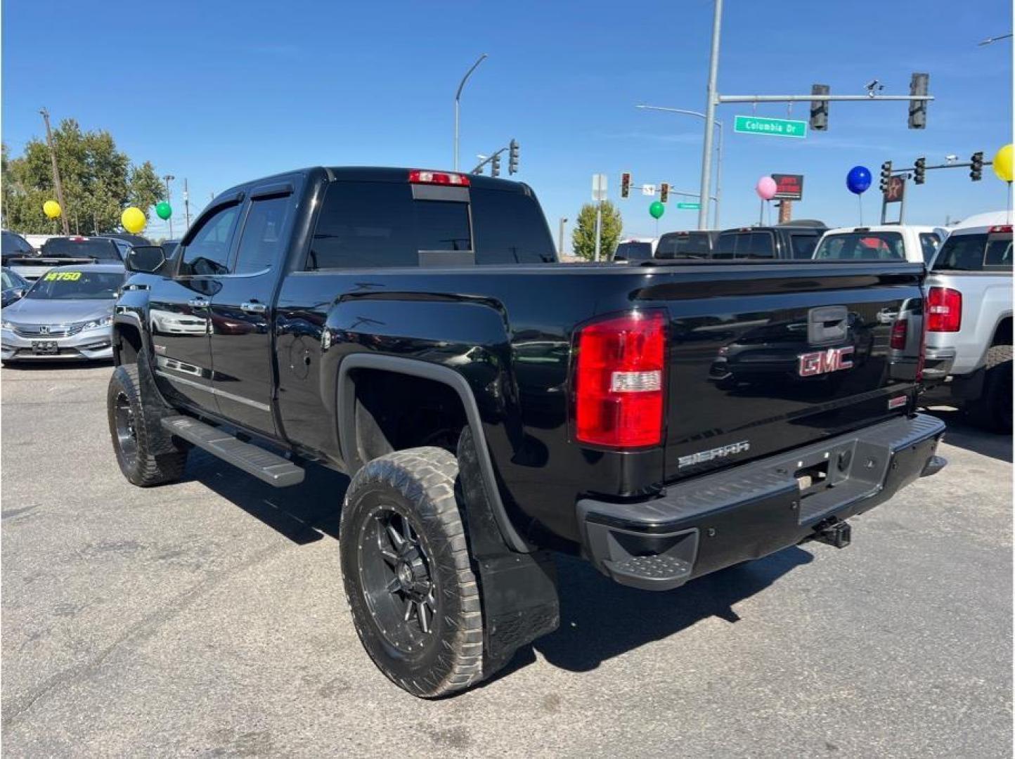 2015 Black /No Color GMC Sierra 1500 Double Cab (1GTV2VEC9FZ) with an V8, EcoTec3, 5.3L engine, Automatic, 6-Spd HD w/Overdrive transmission, located at 607 W Columbia Drive, Kennewick, WA, 99336, (509) 987-1069, 46.216743, -119.126404 - Photo#6