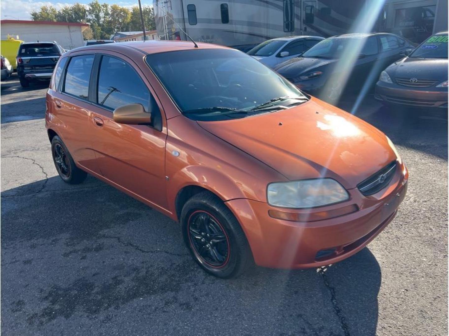 2007 No Color /No Color Chevrolet Aveo (KL1TD66657B) with an 4-Cyl, 1.6 Liter engine, Manual, 5-Spd transmission, located at 607 W Columbia Drive, Kennewick, WA, 99336, (509) 987-1069, 46.216743, -119.126404 - Photo#2