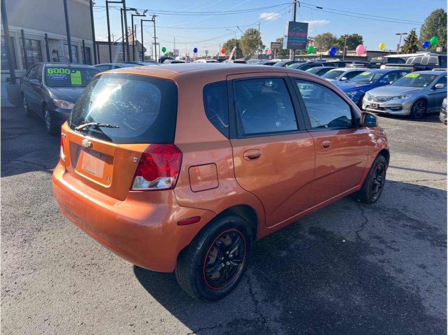 2007 No Color /No Color Chevrolet Aveo (KL1TD66657B) with an 4-Cyl, 1.6 Liter engine, Manual, 5-Spd transmission, located at 607 W Columbia Drive, Kennewick, WA, 99336, (509) 987-1069, 46.216743, -119.126404 - Photo#4