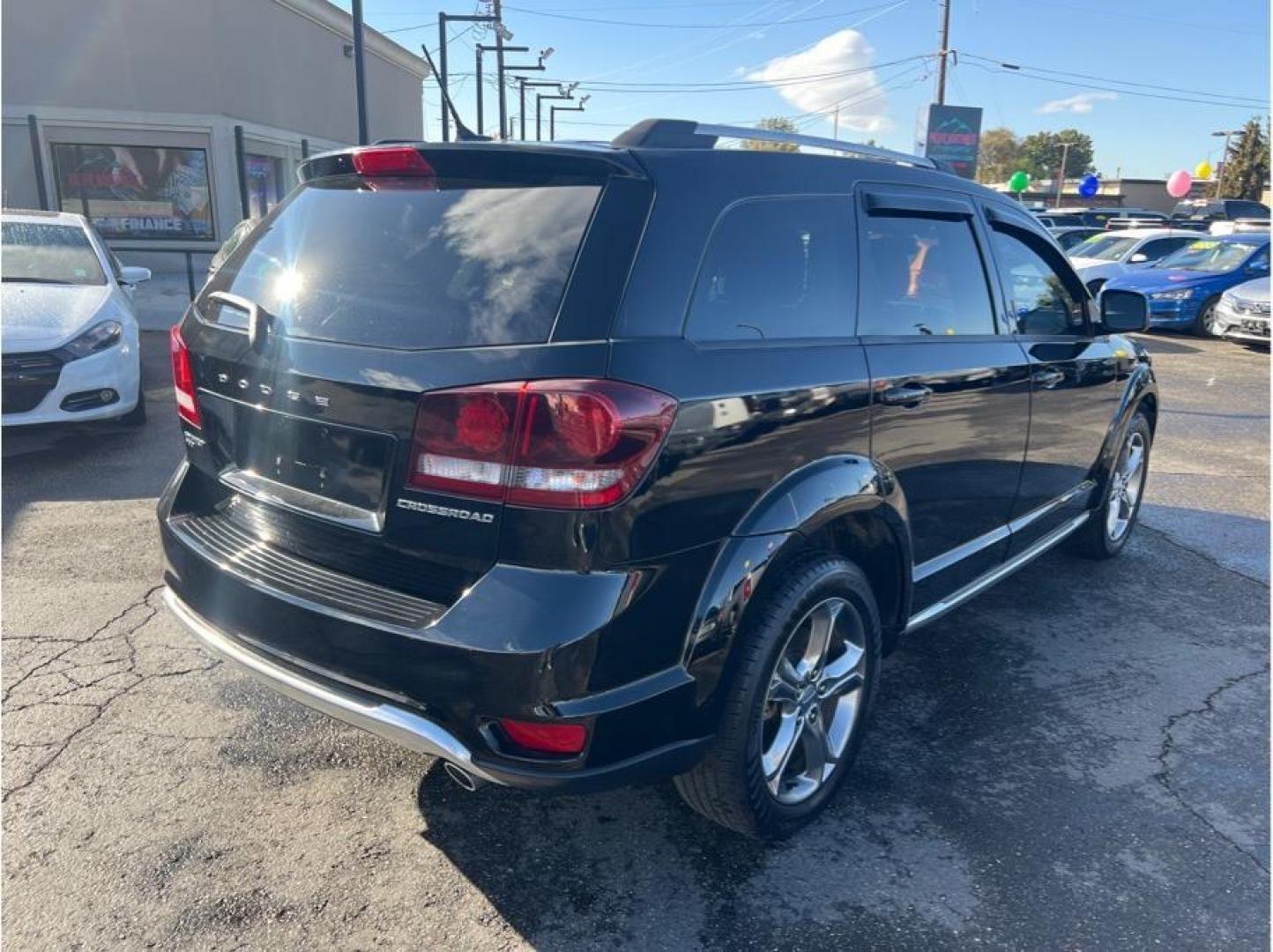 2017 Black /No Color Dodge Journey (3C4PDDGG3HT) with an V6, 3.6 Liter engine, Auto, 6-Spd AutoStick transmission, located at 607 W Columbia Drive, Kennewick, WA, 99336, (509) 987-1069, 46.216743, -119.126404 - Photo#4