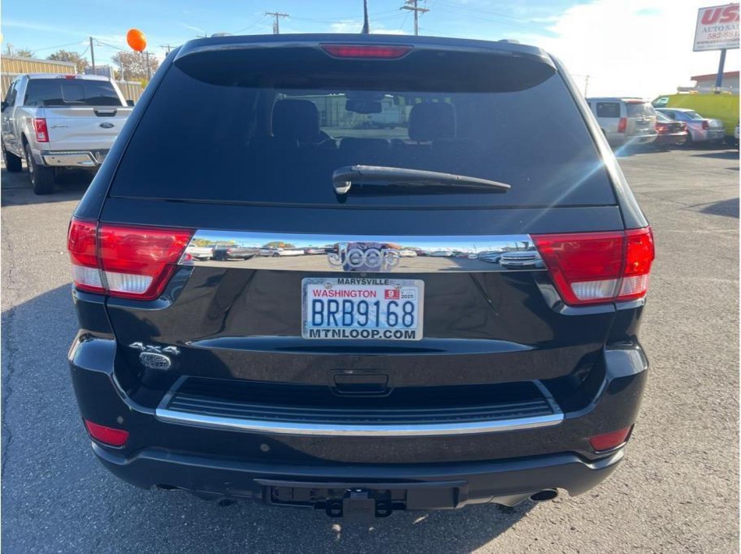 2012 Black /No Color Jeep Grand Cherokee (1C4RJFCT3CC) with an V8, 5.7 Liter engine, Automatic, 5-Spd transmission, located at 607 W Columbia Drive, Kennewick, WA, 99336, (509) 987-1069, 46.216743, -119.126404 - Photo#5