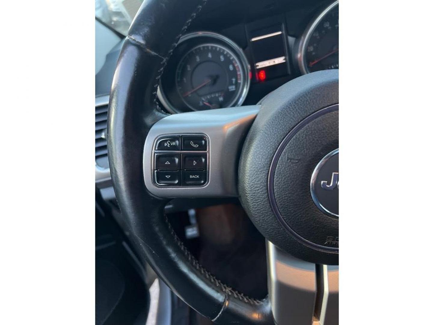 2012 Silver /No Color Jeep Grand Cherokee (1C4RJFAT1CC) with an V8, 5.7 Liter engine, Automatic, 5-Spd transmission, located at 607 W Columbia Drive, Kennewick, WA, 99336, (509) 987-1069, 46.216743, -119.126404 - Photo#16