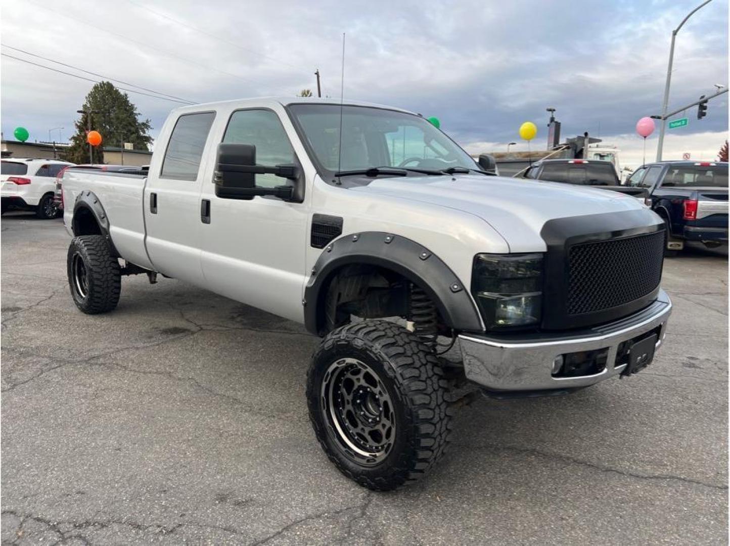 2008 Silver /No Color Ford F350 Super Duty Crew Cab (1FTWW31R48E) with an V8, Turbo Dsl 6.4L engine, Automatic, 5-Spd w/Overdrive transmission, located at 607 W Columbia Drive, Kennewick, WA, 99336, (509) 987-1069, 46.216743, -119.126404 - Photo#2