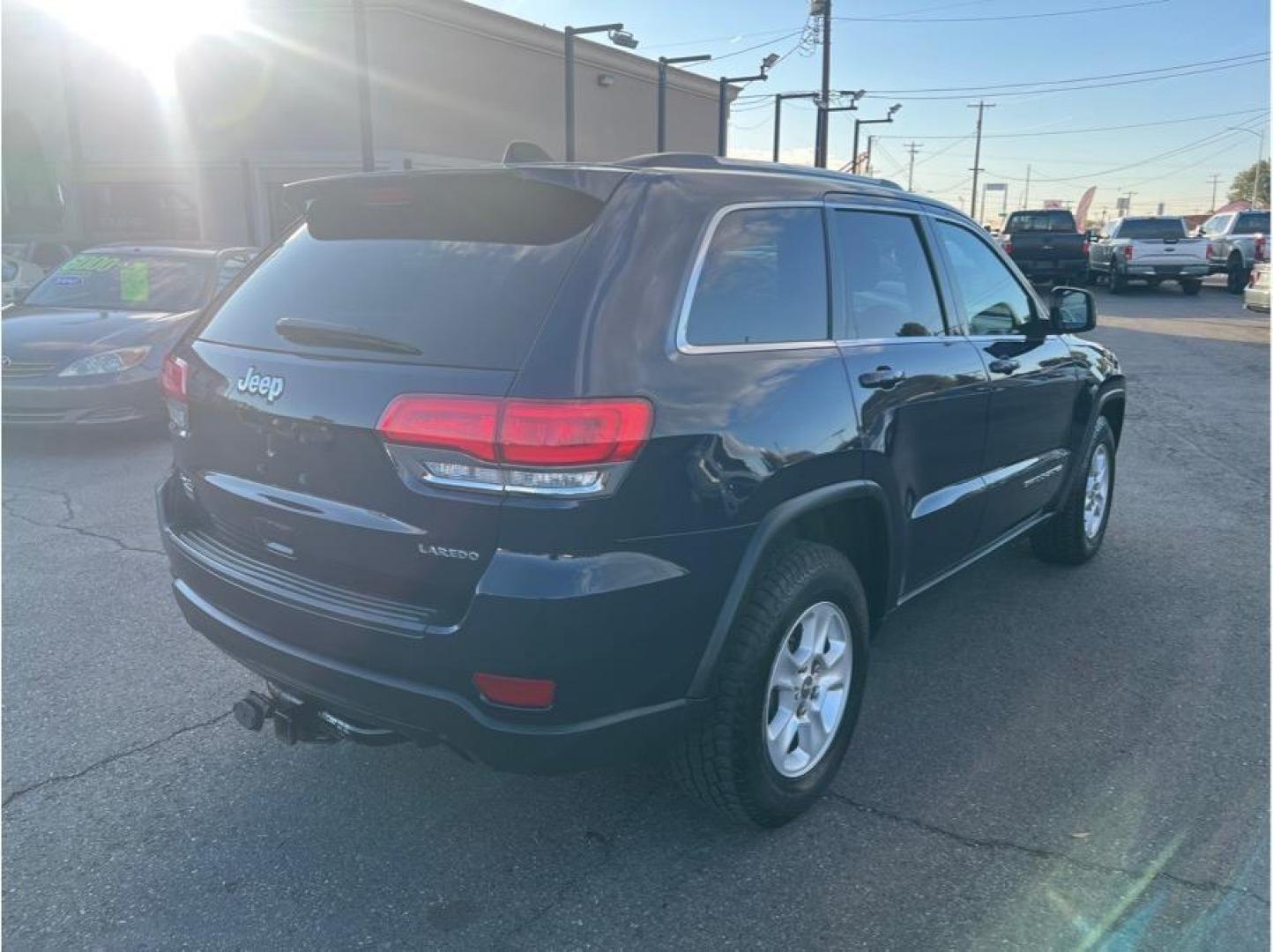 2014 Blue /No Color Jeep Grand Cherokee (1C4RJFAG6EC) with an V6, Flex Fuel, 3.6 Liter engine, Automatic, 8-Spd transmission, located at 607 W Columbia Drive, Kennewick, WA, 99336, (509) 987-1069, 46.216743, -119.126404 - Photo#4