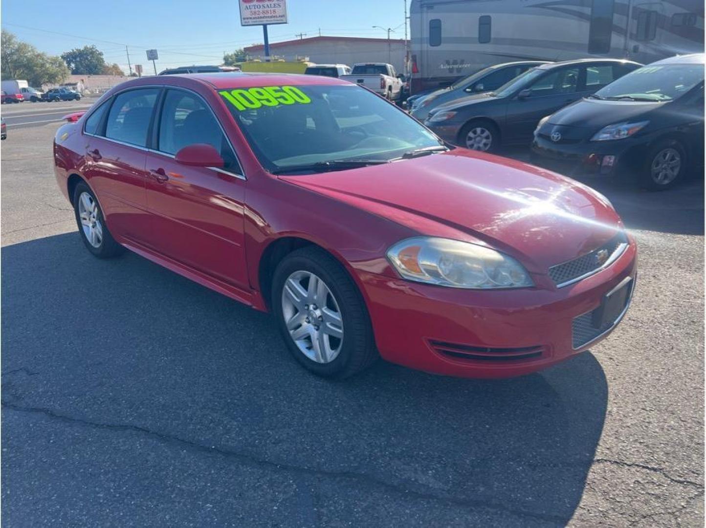 2013 Red /No Color Chevrolet Impala LT (2G1WG5E36D1) with an V6, 3.6 Liter engine, Auto, 6-Spd Overdrive transmission, located at 607 W Columbia Drive, Kennewick, WA, 99336, (509) 987-1069, 46.216743, -119.126404 - Photo#2