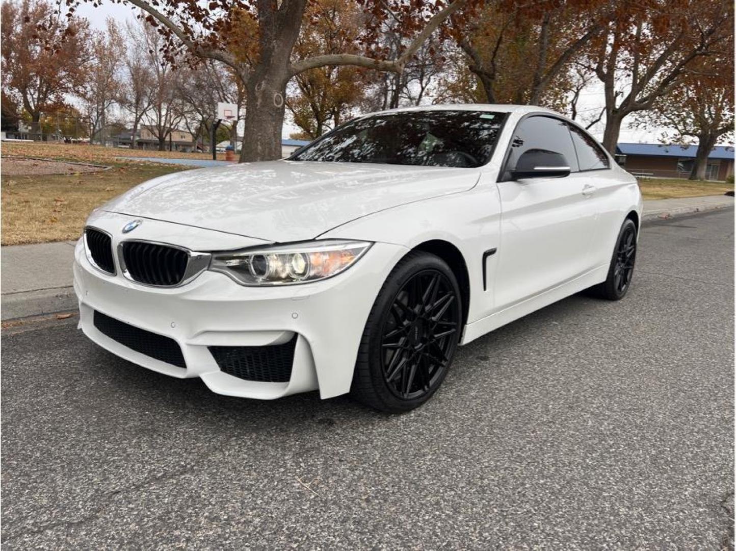 2014 White /No Color BMW 4 Series (WBA3N9C55EK) with an 4-Cyl, Turbo, 2.0 Liter engine, Automatic, 8-Spd Sport transmission, located at 607 W Columbia Drive, Kennewick, WA, 99336, (509) 987-1069, 46.216743, -119.126404 - Photo#0