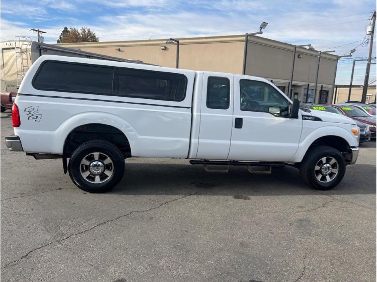 2015 No Color /No Color Ford F350 Super Duty Super Cab (1FT8X3B65FE) with an V8, Flex Fuel, 6.2 Liter engine, Auto, HD 6-Spd SelShft transmission, located at 607 W Columbia Drive, Kennewick, WA, 99336, (509) 987-1069, 46.216743, -119.126404 - Photo#4