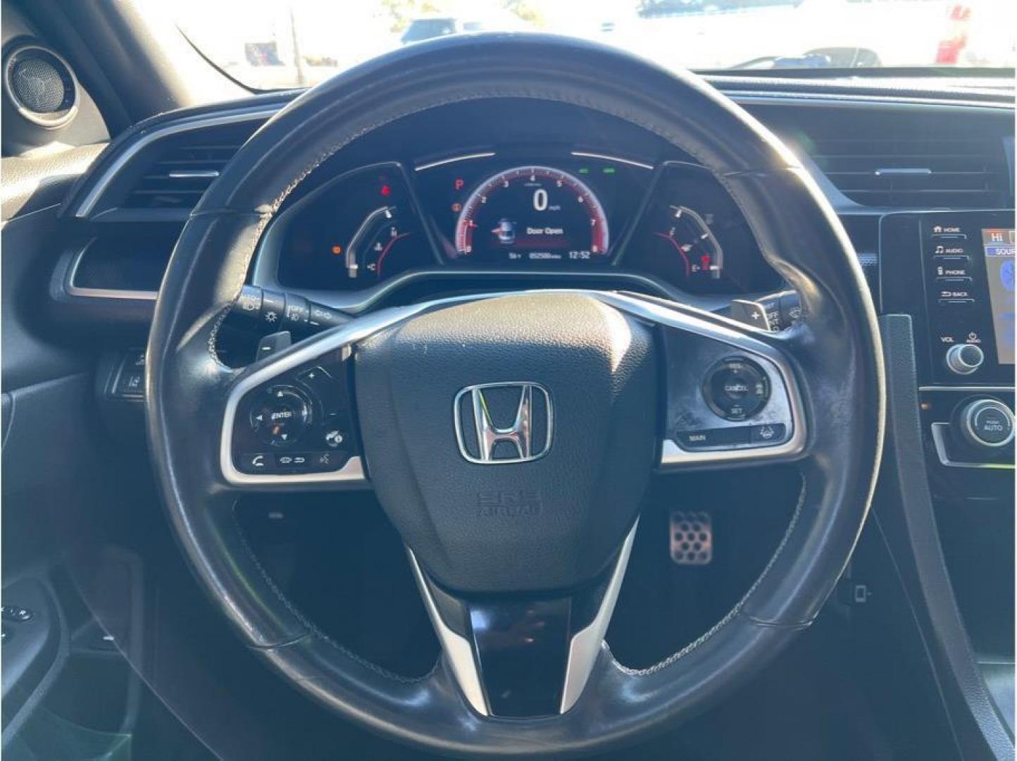 2020 Gray /No Color Honda Civic (19XFC2F84LE) with an 4-Cyl, i-VTEC, 2.0 Liter engine, Automatic, CVT transmission, located at 607 W Columbia Drive, Kennewick, WA, 99336, (509) 987-1069, 46.216743, -119.126404 - Photo#11