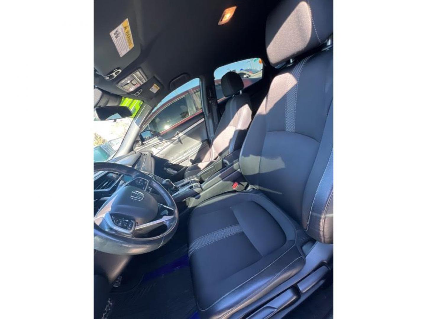 2020 Gray /No Color Honda Civic (19XFC2F84LE) with an 4-Cyl, i-VTEC, 2.0 Liter engine, Automatic, CVT transmission, located at 607 W Columbia Drive, Kennewick, WA, 99336, (509) 987-1069, 46.216743, -119.126404 - Photo#19