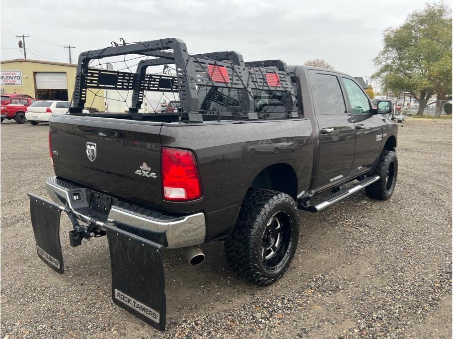 2016 Brown /No Color Ram 1500 Crew Cab (1C6RR7LT7GS) with an V8, HEMI, 5.7 Liter engine, Automatic, 8-Spd transmission, located at 607 W Columbia Drive, Kennewick, WA, 99336, (509) 987-1069, 46.216743, -119.126404 - Photo#4