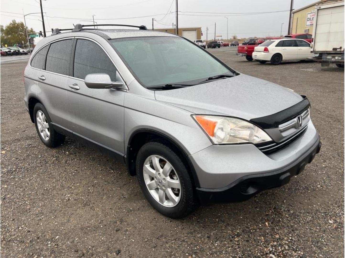 2007 Silver /No Color Honda CR-V (JHLRE48727C) with an 4-Cyl, VTEC, 2.4 Liter engine, Automatic transmission, located at 607 W Columbia Drive, Kennewick, WA, 99336, (509) 987-1069, 46.216743, -119.126404 - Photo#2