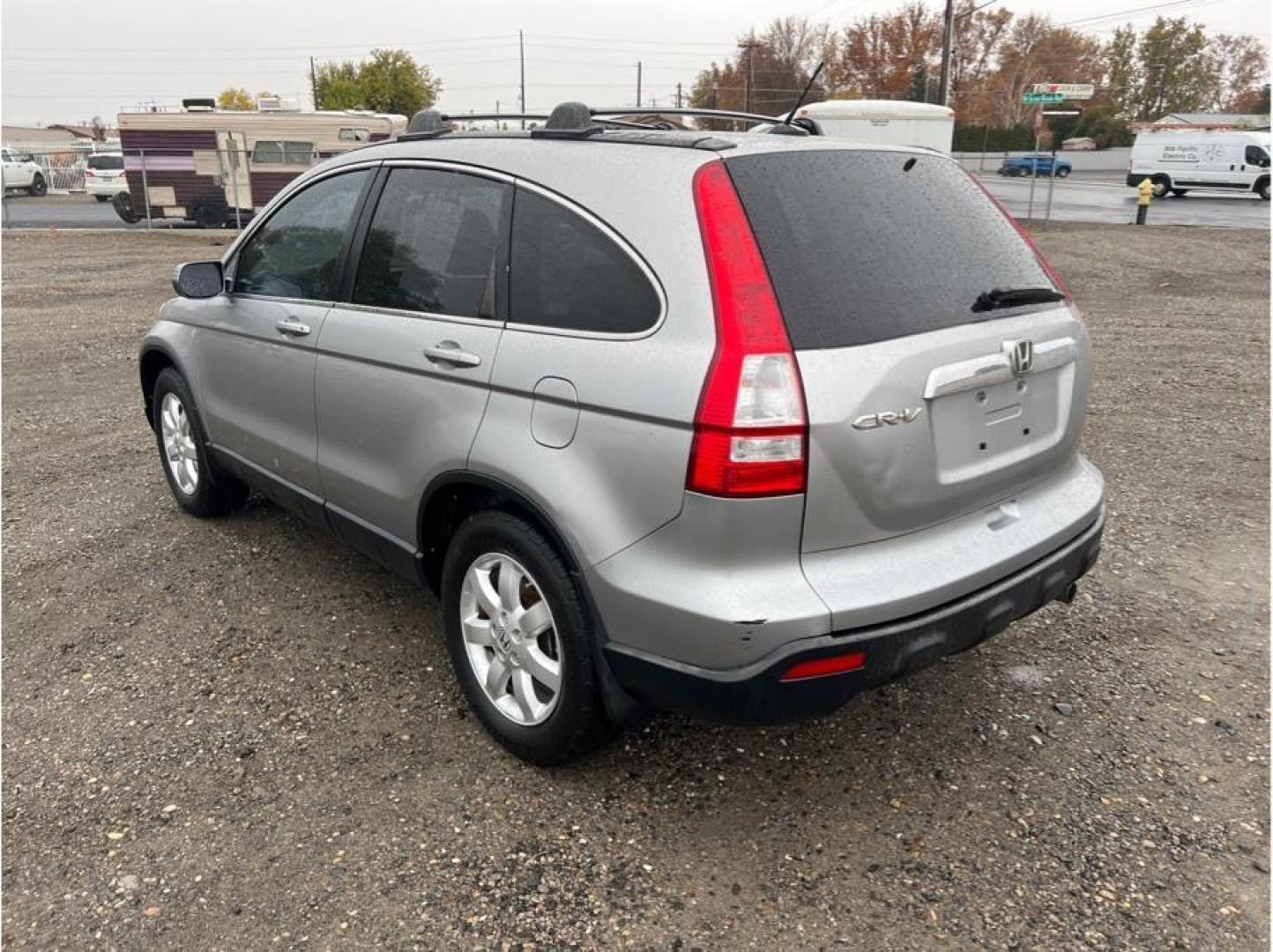 2007 Silver /No Color Honda CR-V (JHLRE48727C) with an 4-Cyl, VTEC, 2.4 Liter engine, Automatic transmission, located at 607 W Columbia Drive, Kennewick, WA, 99336, (509) 987-1069, 46.216743, -119.126404 - Photo#6