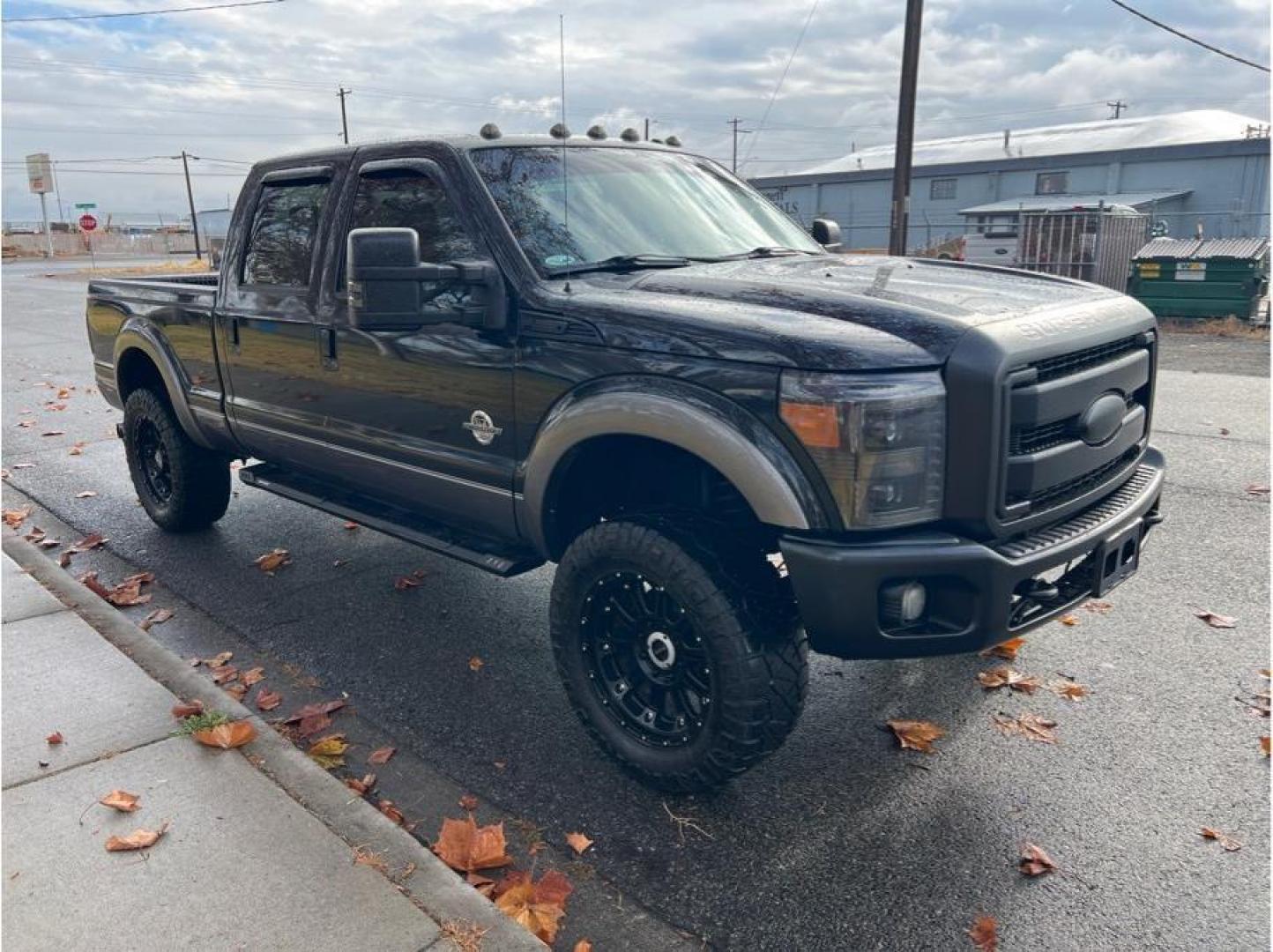 2011 Black /No Color Ford F250 Super Duty Crew Cab (1FT7W2BT0BE) with an V8, Turbo Diesel, 6.7L engine, Automatic, 6-Spd w/Overdrive and SelectShift transmission, located at 607 W Columbia Drive, Kennewick, WA, 99336, (509) 987-1069, 46.216743, -119.126404 - Photo#2