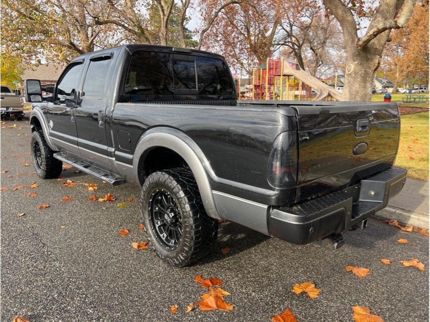 2011 Black /No Color Ford F250 Super Duty Crew Cab (1FT7W2BT0BE) with an V8, Turbo Diesel, 6.7L engine, Automatic, 6-Spd w/Overdrive and SelectShift transmission, located at 607 W Columbia Drive, Kennewick, WA, 99336, (509) 987-1069, 46.216743, -119.126404 - Photo#6