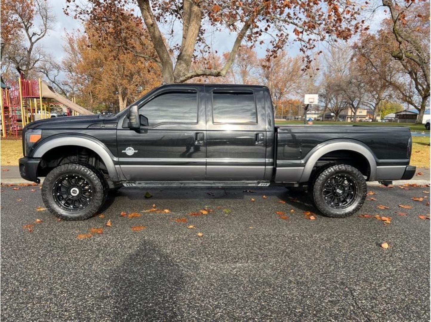 2011 Black /No Color Ford F250 Super Duty Crew Cab (1FT7W2BT0BE) with an V8, Turbo Diesel, 6.7L engine, Automatic, 6-Spd w/Overdrive and SelectShift transmission, located at 607 W Columbia Drive, Kennewick, WA, 99336, (509) 987-1069, 46.216743, -119.126404 - Photo#7