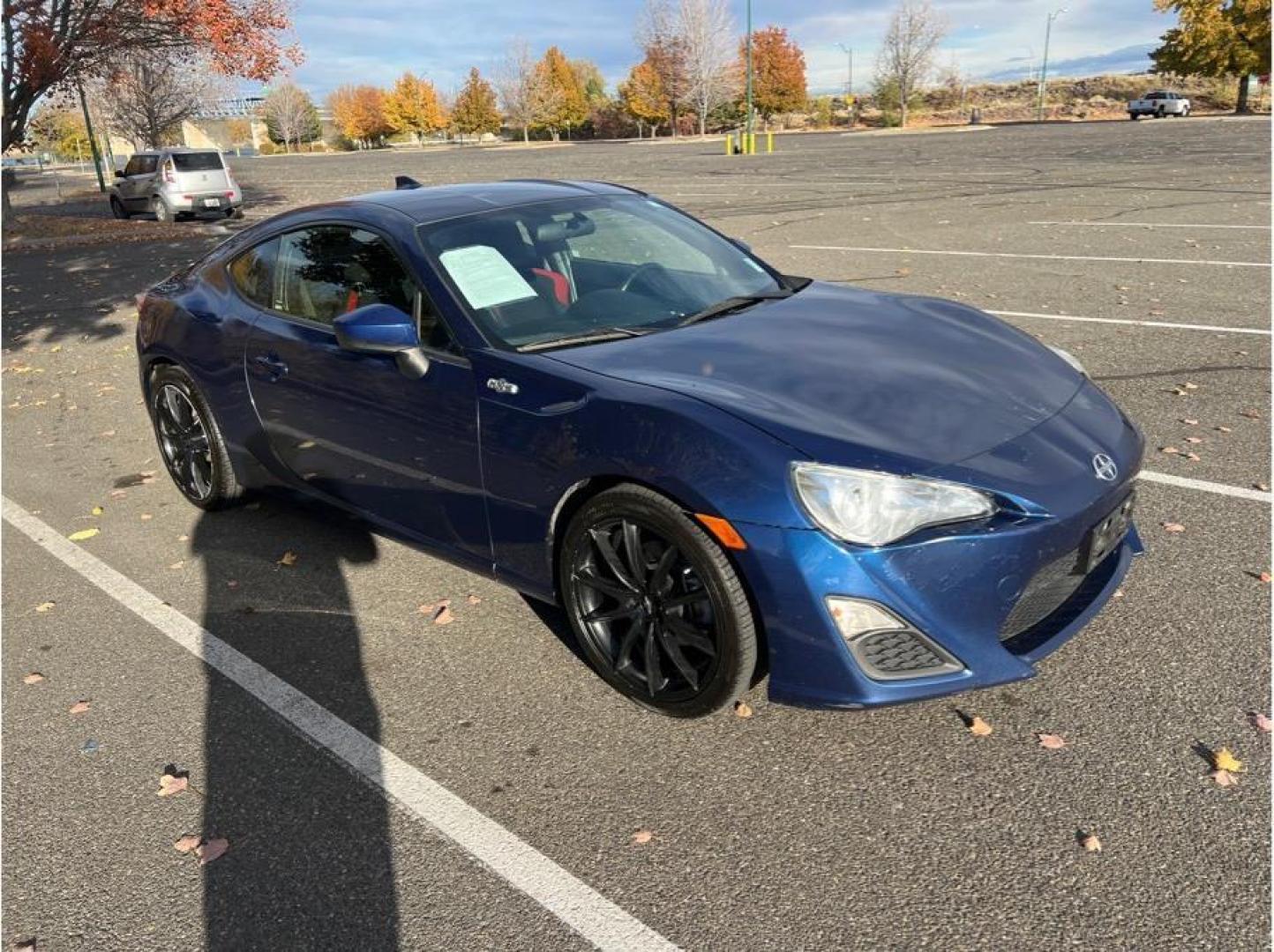 2015 Blue /No Color Scion FR-S (JF1ZNAA18F9) with an 4-Cyl, 2.0 Liter engine, Auto, 6-Spd Dyn Rev Mgmt transmission, located at 607 W Columbia Drive, Kennewick, WA, 99336, (509) 987-1069, 46.216743, -119.126404 - Photo#2