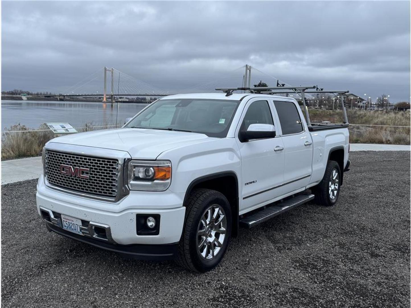 2014 White /No Color GMC Sierra 1500 Crew Cab (3GTU2WEJ8EG) with an V8 EcoTec3 Flex Fuel 6.2L engine, Auto, 6-Spd HD Overdrive transmission, located at 607 W Columbia Drive, Kennewick, WA, 99336, (509) 987-1069, 46.216743, -119.126404 - Photo#0