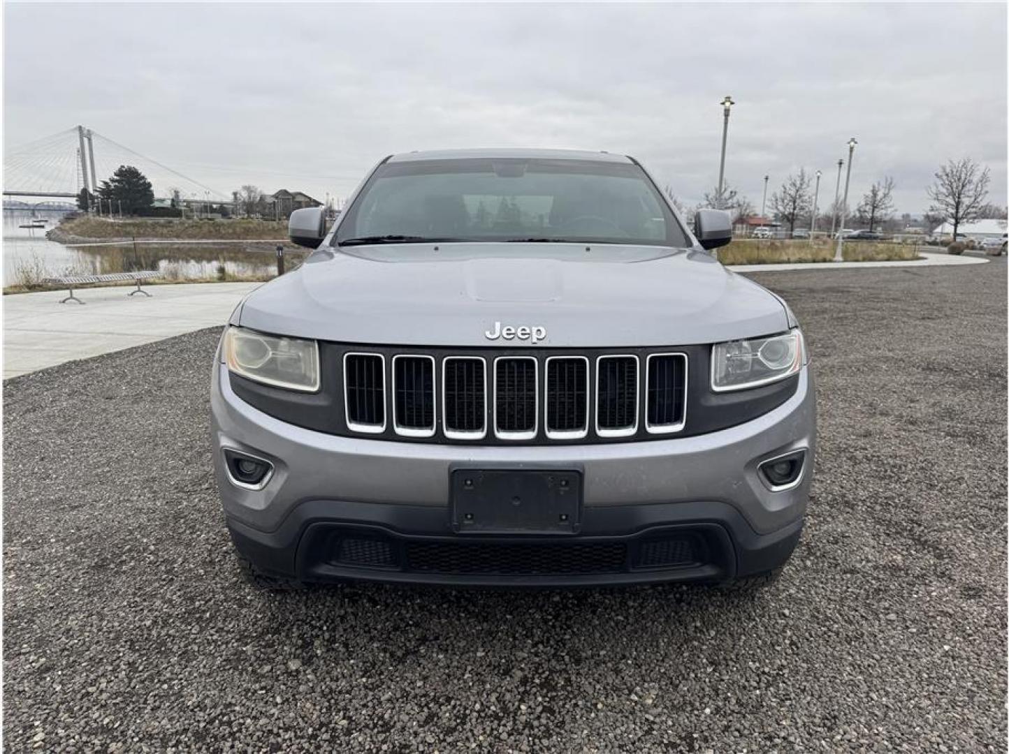 2015 Silver /No Color Jeep Grand Cherokee (1C4RJFAG8FC) with an V6, Flex Fuel, 3.6 Liter engine, Automatic, 8-Spd transmission, located at 607 W Columbia Drive, Kennewick, WA, 99336, (509) 987-1069, 46.216743, -119.126404 - Photo#14