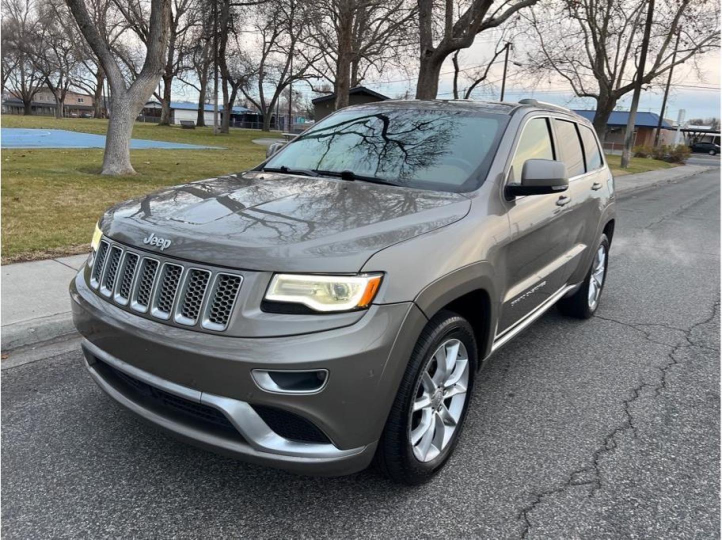 2016 Tan /No Color Jeep Grand Cherokee (1C4RJFJGXGC) with an V6, VVT, 3.6 Liter engine, Automatic, 8-Spd transmission, located at 607 W Columbia Drive, Kennewick, WA, 99336, (509) 987-1069, 46.216743, -119.126404 - Photo#0