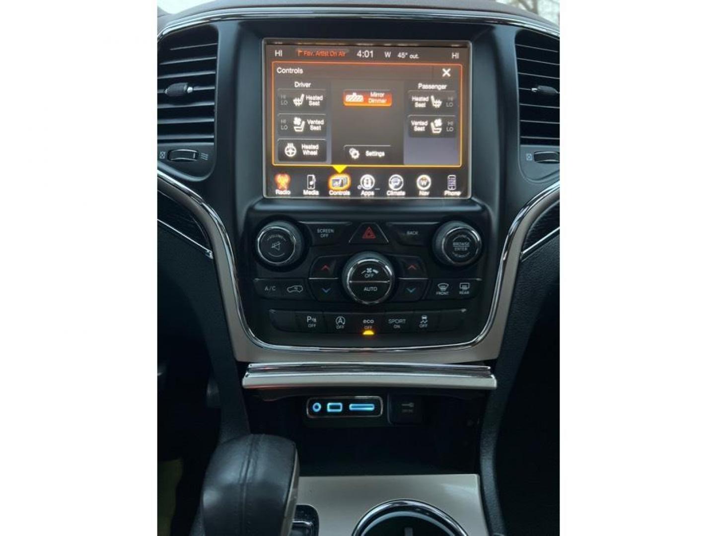 2016 Tan /No Color Jeep Grand Cherokee (1C4RJFJGXGC) with an V6, VVT, 3.6 Liter engine, Automatic, 8-Spd transmission, located at 607 W Columbia Drive, Kennewick, WA, 99336, (509) 987-1069, 46.216743, -119.126404 - Photo#14