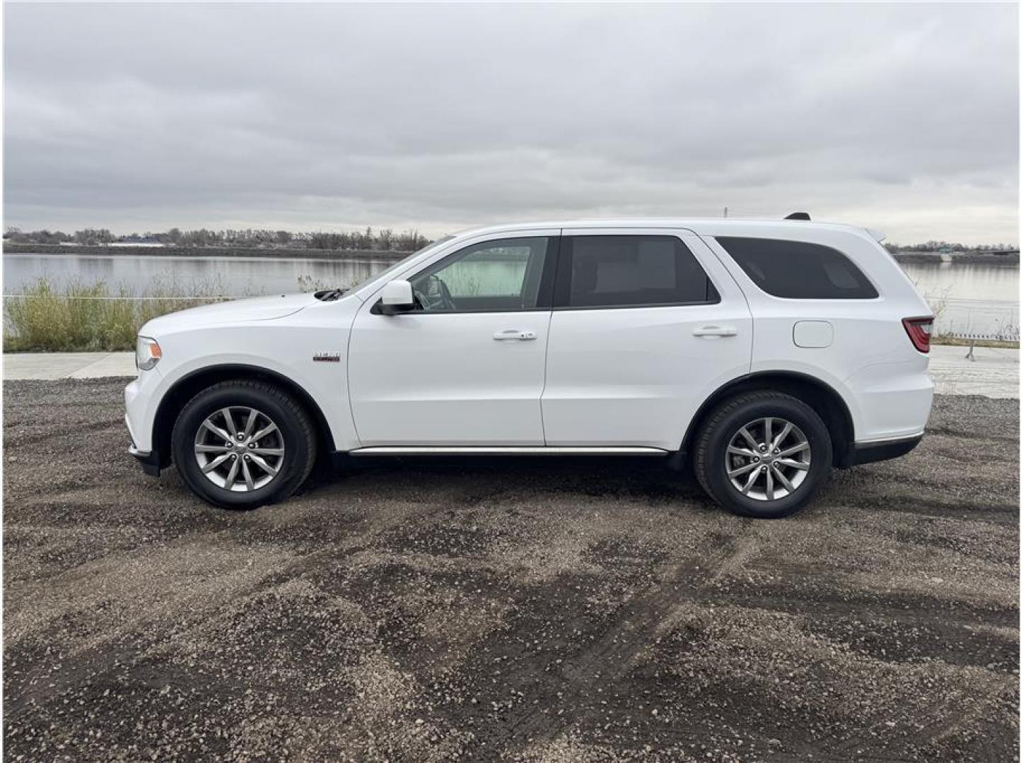 2018 White /No Color Dodge Durango (1C4SDJFT9JC) with an V8, HEMI, 5.7 Liter engine, Automatic, 8-Spd transmission, located at 607 W Columbia Drive, Kennewick, WA, 99336, (509) 987-1069, 46.216743, -119.126404 - Photo#1