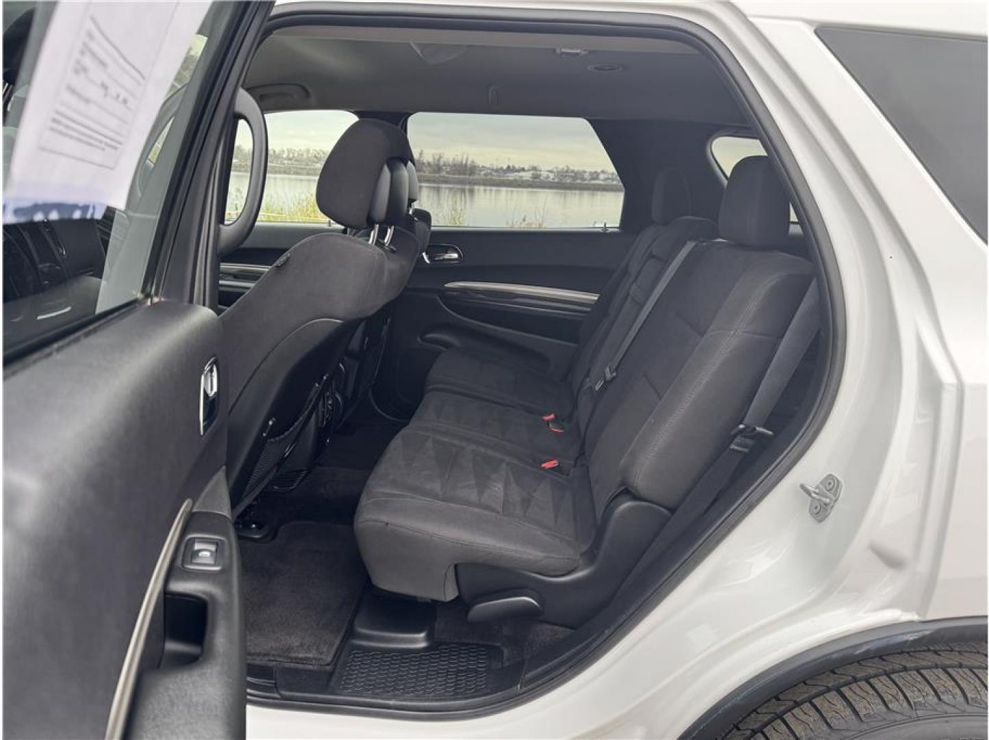 2018 White /No Color Dodge Durango (1C4SDJFT9JC) with an V8, HEMI, 5.7 Liter engine, Automatic, 8-Spd transmission, located at 607 W Columbia Drive, Kennewick, WA, 99336, (509) 987-1069, 46.216743, -119.126404 - Photo#2