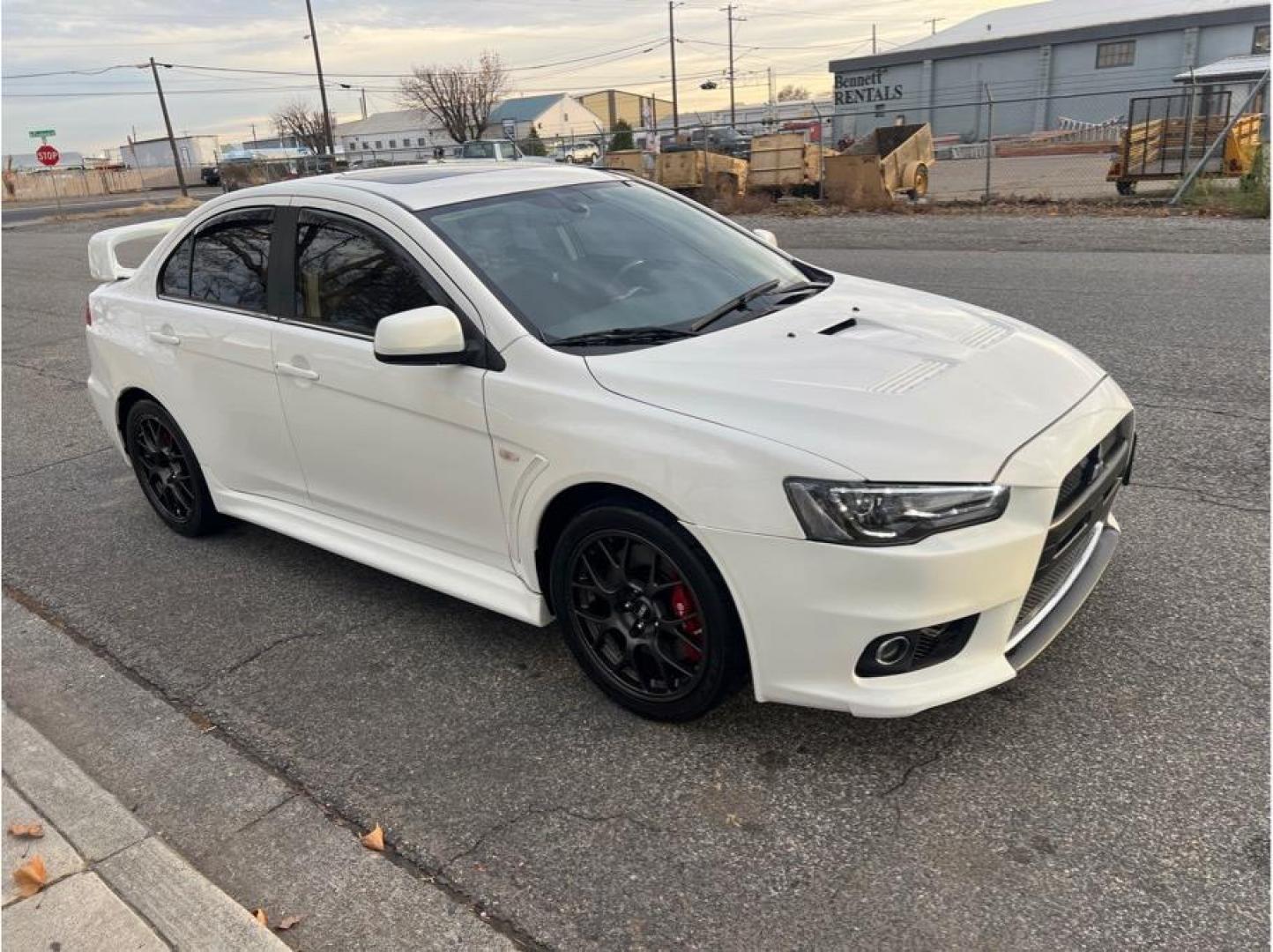 2013 White /No Color Mitsubishi Lancer (JA32W5FV0DU) with an 4-Cyl, Turbo, 2.0 Liter engine, Auto, 6-Spd Sportronic transmission, located at 607 W Columbia Drive, Kennewick, WA, 99336, (509) 987-1069, 46.216743, -119.126404 - Photo#2