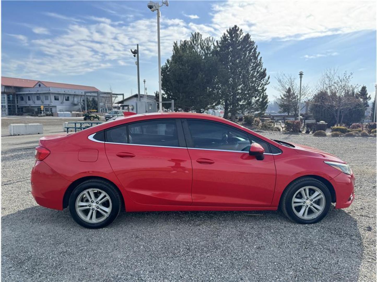 2017 Red /No Color Chevrolet Cruze (1G1BE5SM6H7) with an 4-Cyl, Turbo, 1.4 Liter engine, Automatic, 6-Spd transmission, located at 607 W Columbia Drive, Kennewick, WA, 99336, (509) 987-1069, 46.216743, -119.126404 - Photo#12