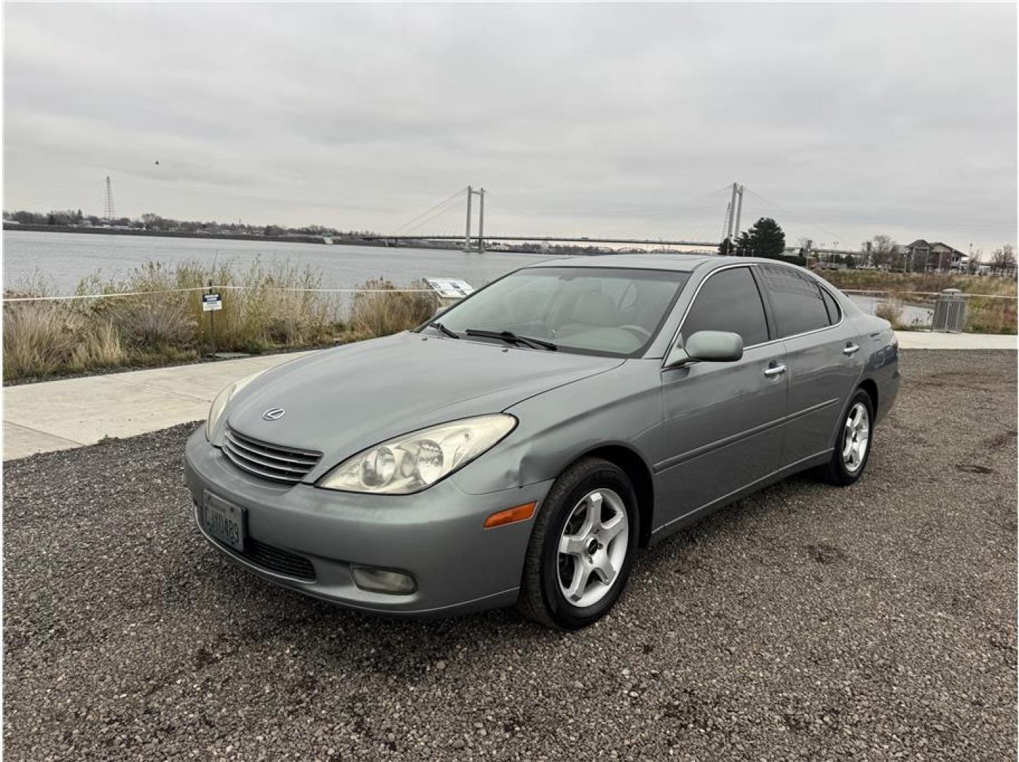 2002 No Color /No Color Lexus ES (JTHBF30G420) with an V6, 3.0 Liter engine, Automatic, 5-Spd w/Overdrive transmission, located at 607 W Columbia Drive, Kennewick, WA, 99336, (509) 987-1069, 46.216743, -119.126404 - Photo#0