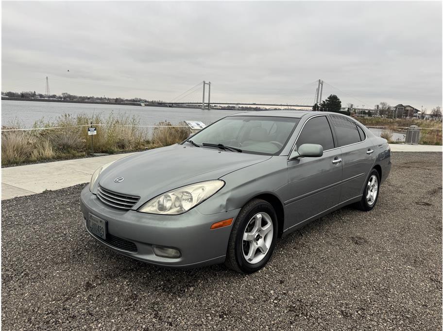 photo of 2002 Lexus ES 