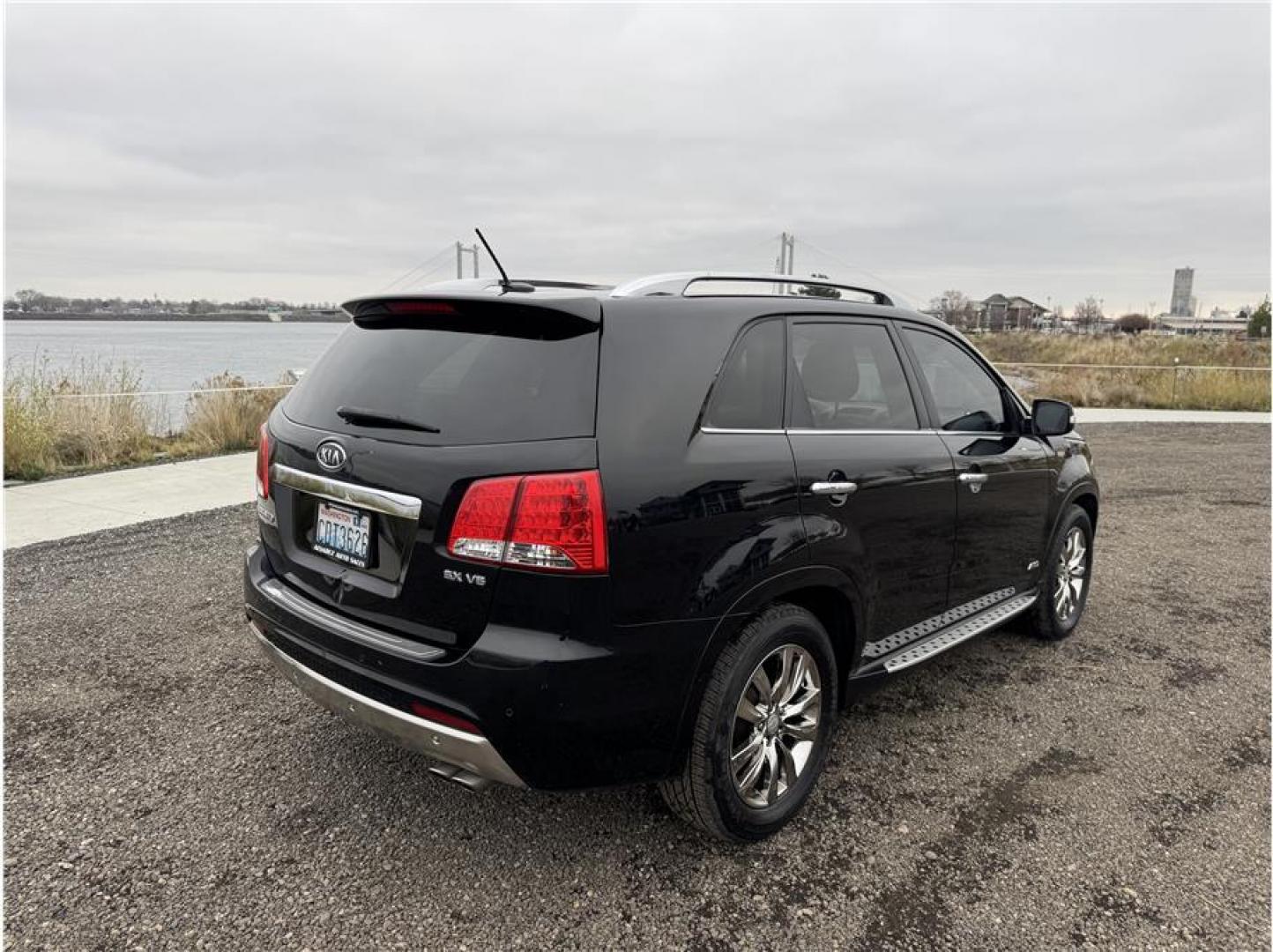 2013 No Color /No Color Kia Sorento (5XYKWDA21DG) with an V6, 3.5 Liter engine, Automatic, 6-Spd w/Overdrive and Sportmatic transmission, located at 607 W Columbia Drive, Kennewick, WA, 99336, (509) 987-1069, 46.216743, -119.126404 - Photo#14