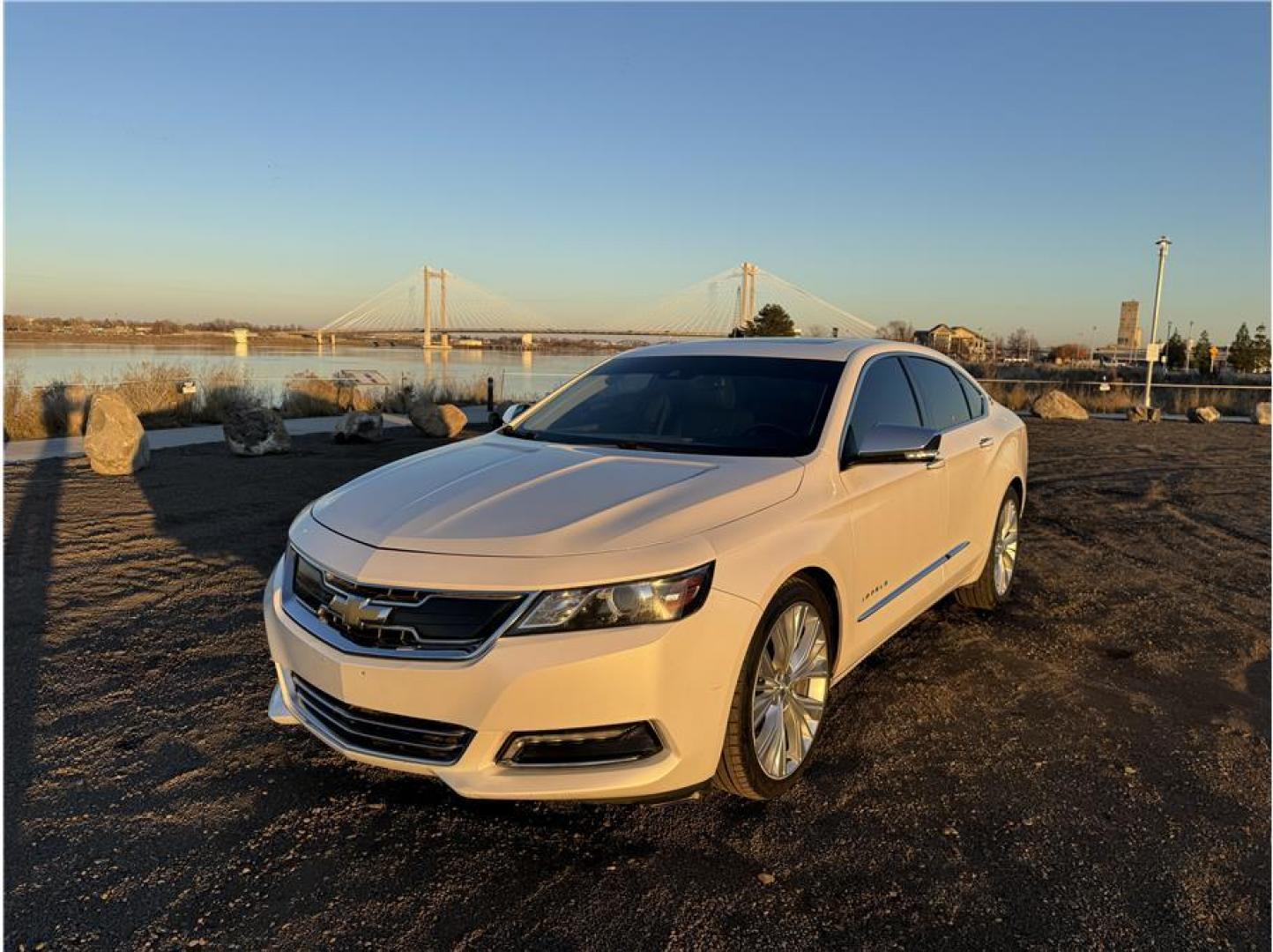 2015 White /No Color Chevrolet Impala (1G1165S33FU) with an V6, Flex Fuel, 3.6 Liter engine, Auto, 6-Spd Overdrive transmission, located at 607 W Columbia Drive, Kennewick, WA, 99336, (509) 987-1069, 46.216743, -119.126404 - Photo#0