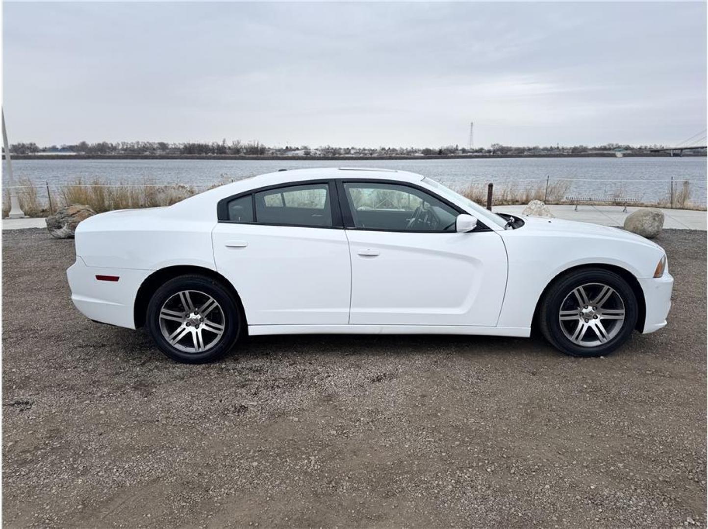 2014 White /No Color Dodge Charger (2C3CDXHG9EH) with an V6, 3.6 Liter engine, Automatic, 8-Spd transmission, located at 607 W Columbia Drive, Kennewick, WA, 99336, (509) 987-1069, 46.216743, -119.126404 - Photo#11