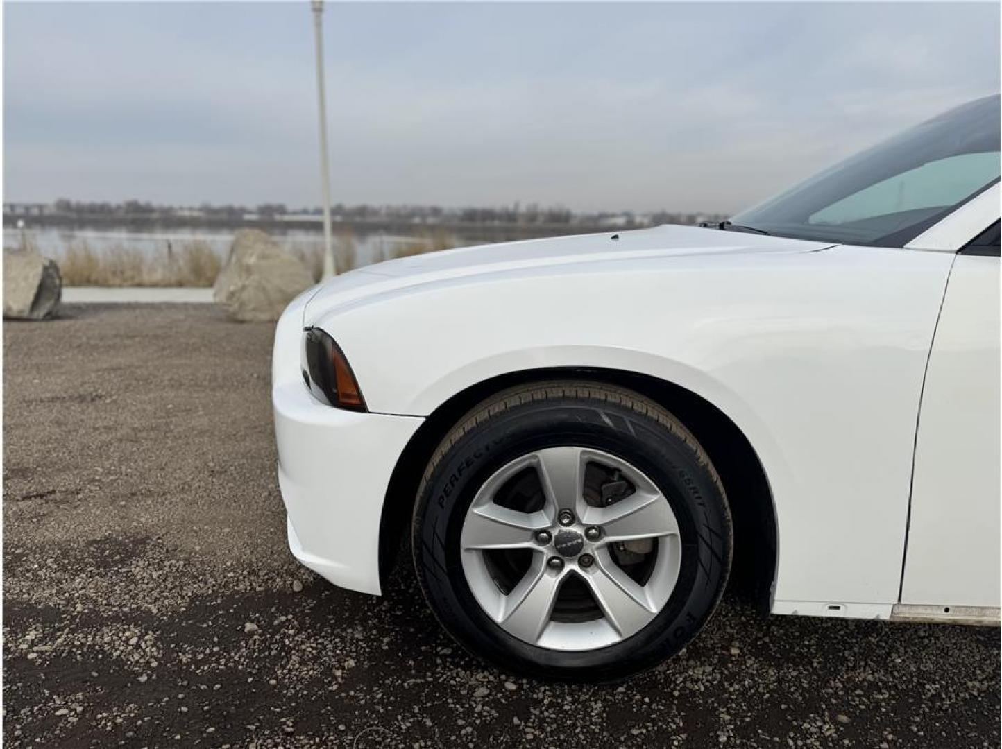 2013 White /No Color Dodge Charger (2C3CDXBG1DH) with an V6, 3.6 Liter engine, Automatic, 5-Spd transmission, located at 607 W Columbia Drive, Kennewick, WA, 99336, (509) 987-1069, 46.216743, -119.126404 - Photo#14