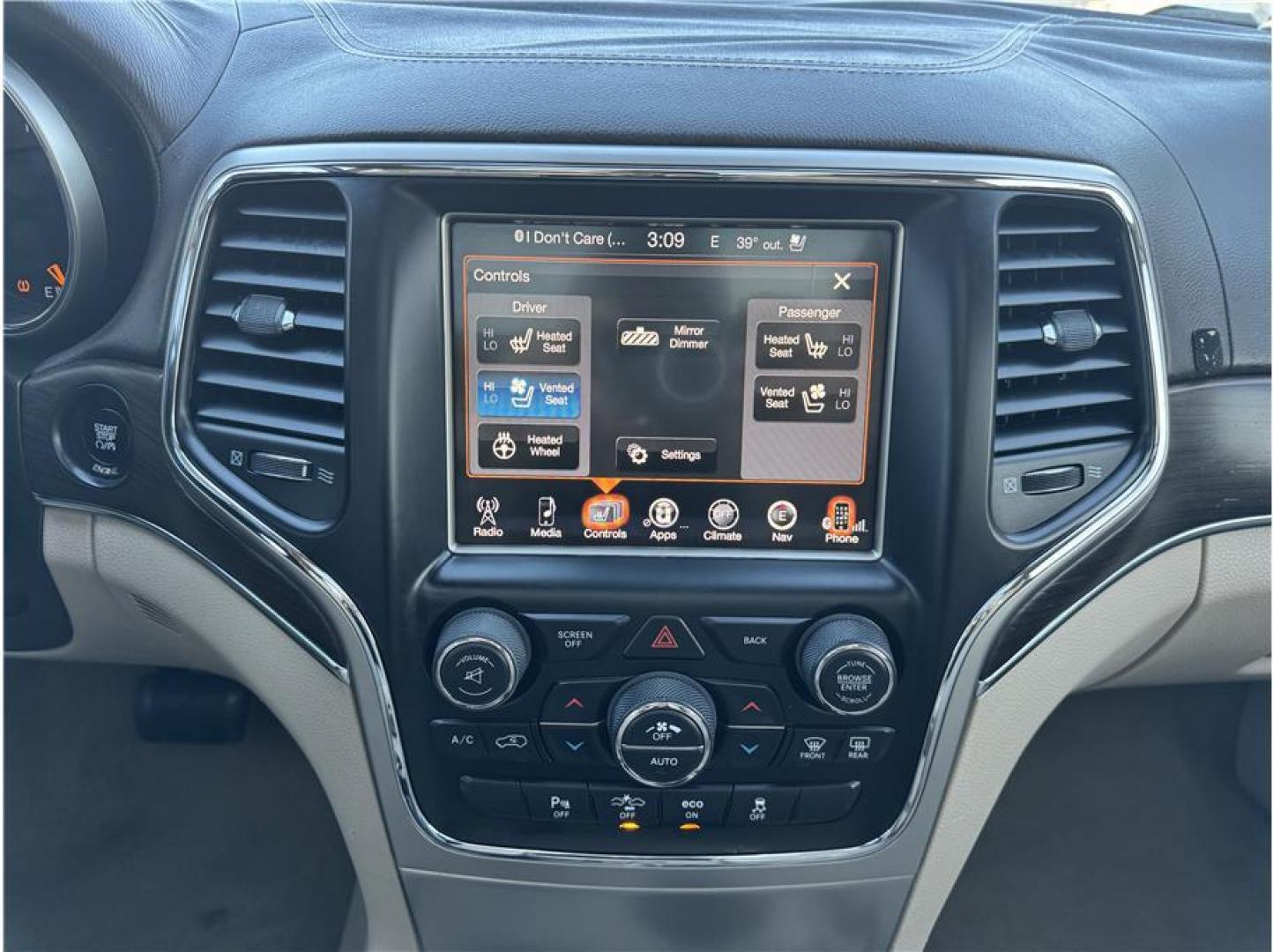 2014 White /No Color Jeep Grand Cherokee (1C4RJFCG7EC) with an V6, Flex Fuel, 3.6 Liter engine, Automatic, 8-Spd transmission, located at 607 W Columbia Drive, Kennewick, WA, 99336, (509) 987-1069, 46.216743, -119.126404 - Photo#7