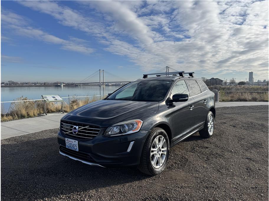 photo of 2015 Volvo XC60 