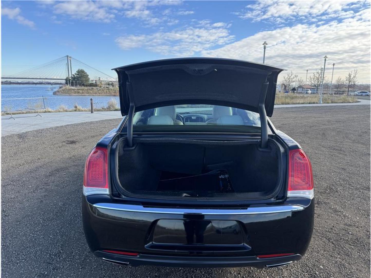 2018 Black /No Color Chrysler 300 (2C3CCAEG1JH) with an V6, 3.6 Liter engine, Automatic, 8-Spd transmission, located at 607 W Columbia Drive, Kennewick, WA, 99336, (509) 987-1069, 46.216743, -119.126404 - Photo#11