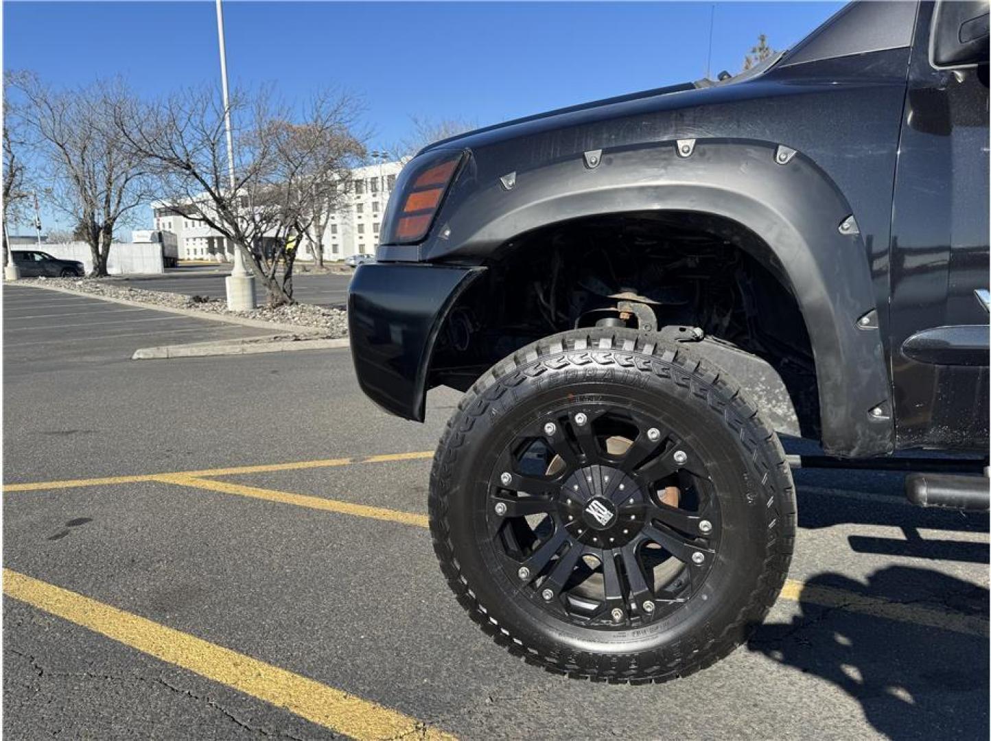 2007 Black /No Color Nissan Titan Crew Cab (1N6AA07B07N) with an V8, 5.6 Liter engine, Automatic transmission, located at 607 W Columbia Drive, Kennewick, WA, 99336, (509) 987-1069, 46.216743, -119.126404 - Photo#13