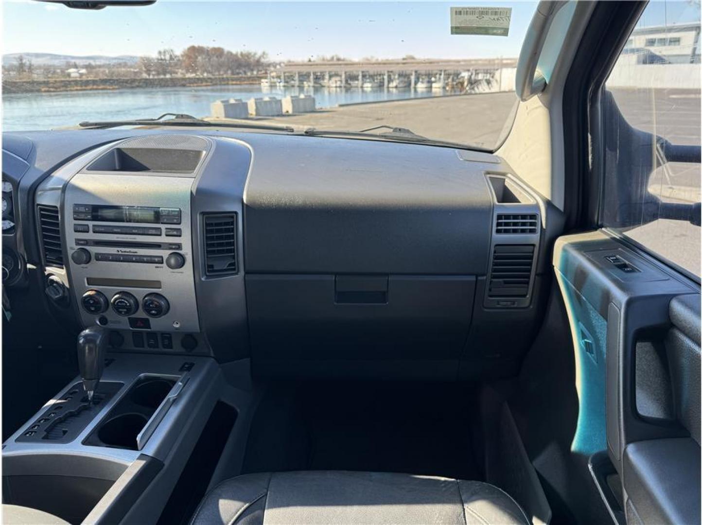 2007 Black /No Color Nissan Titan Crew Cab (1N6AA07B07N) with an V8, 5.6 Liter engine, Automatic transmission, located at 607 W Columbia Drive, Kennewick, WA, 99336, (509) 987-1069, 46.216743, -119.126404 - Photo#6