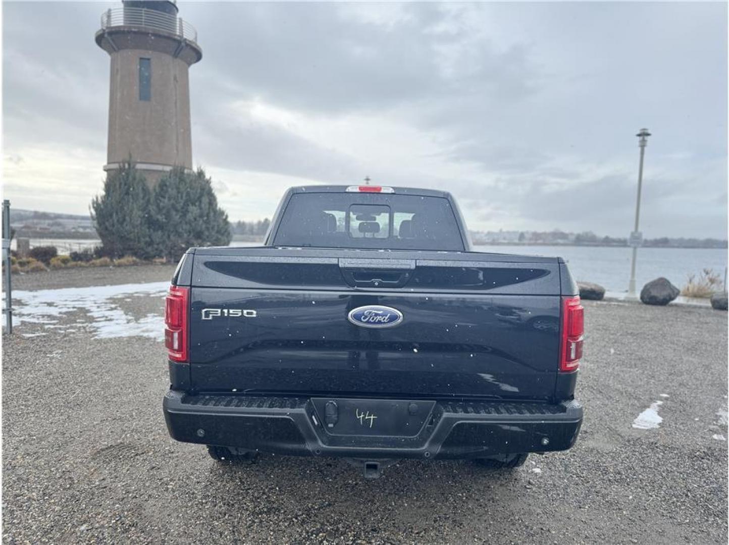 2015 Black /No Color Ford F150 SuperCrew Cab (1FTFW1EG2FF) with an V6, EcoBoost, TT, 3.5L engine, Automatic, 6-Spd transmission, located at 607 W Columbia Drive, Kennewick, WA, 99336, (509) 987-1069, 46.216743, -119.126404 - Photo#14