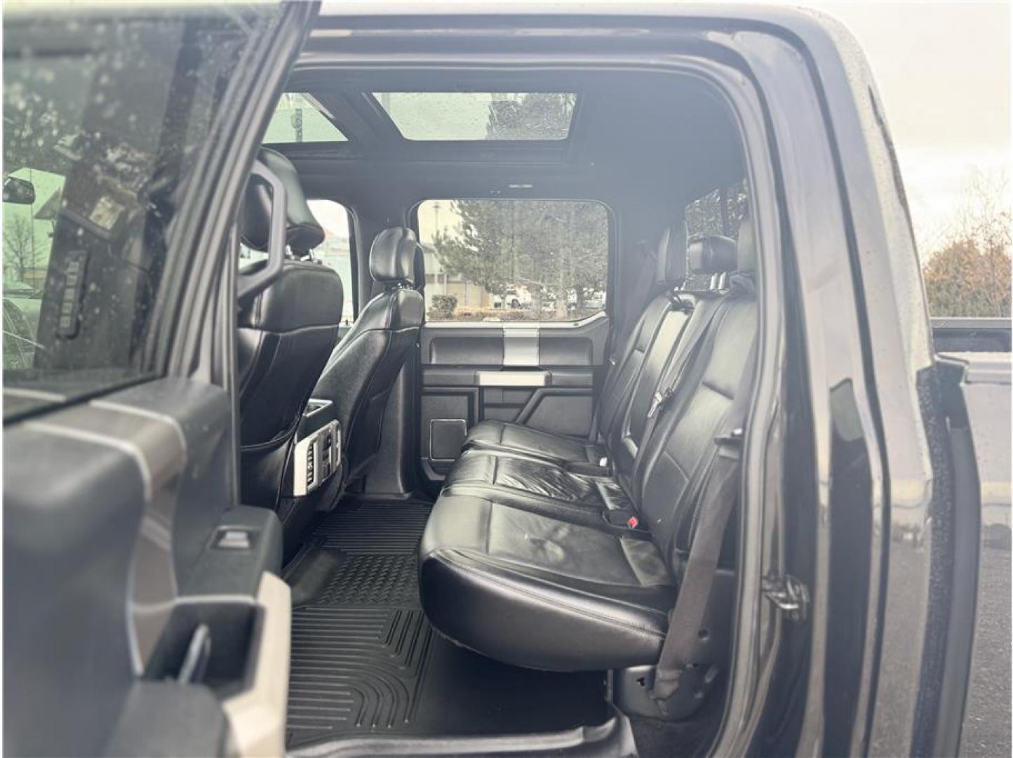 2015 Black /No Color Ford F150 SuperCrew Cab (1FTFW1EG2FF) with an V6, EcoBoost, TT, 3.5L engine, Automatic, 6-Spd transmission, located at 607 W Columbia Drive, Kennewick, WA, 99336, (509) 987-1069, 46.216743, -119.126404 - Photo#1